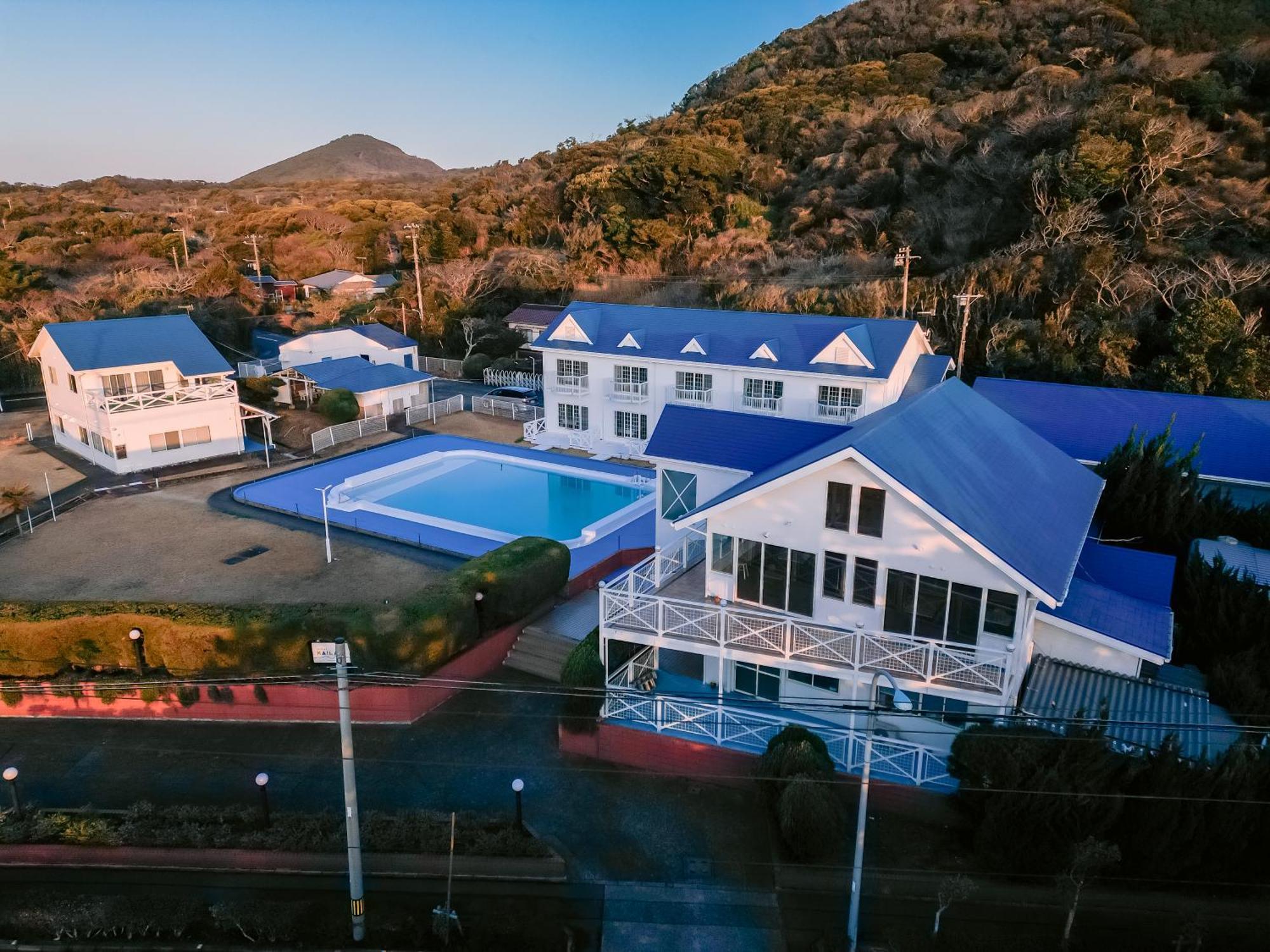 Hotel Kailani Oshima Exterior photo